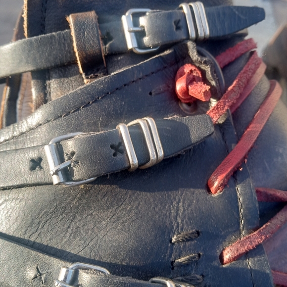 Freebird by Stephen Freebird Crue Ankle Booties - Picture 5 of 12